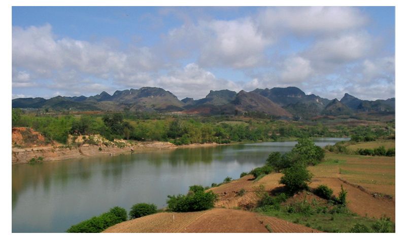 ��ɽ����