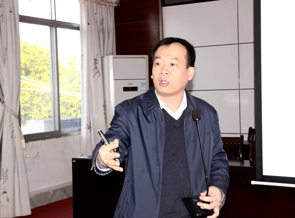 �� ��������У��������ʦ�ڿΣ���쿺� �㣩