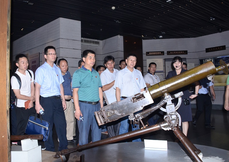 �ι۰�ɫ�������ݣ�������Ƽ �㣩